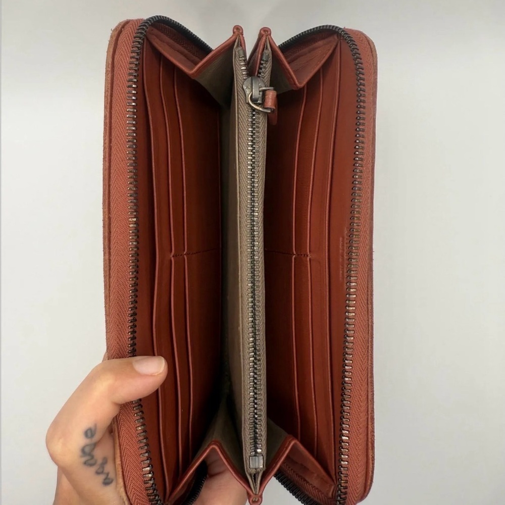 Bottega Veneta Intrecciato Wallet Brown Leather As Is - Picture 6 of 10
